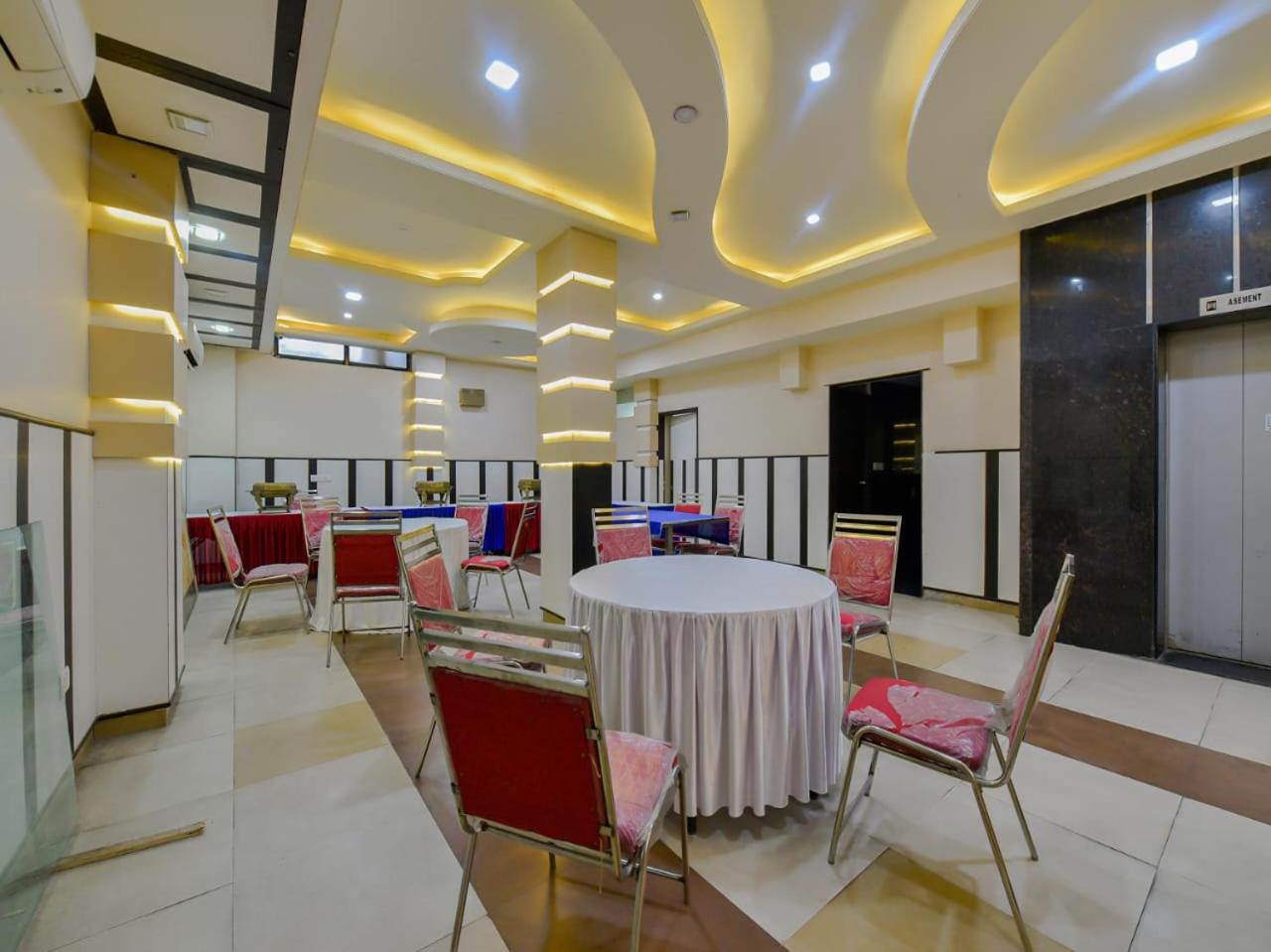 Bed and Breakfast Plazzo Prime Plaza At Delhi Airport à New Delhi Extérieur photo