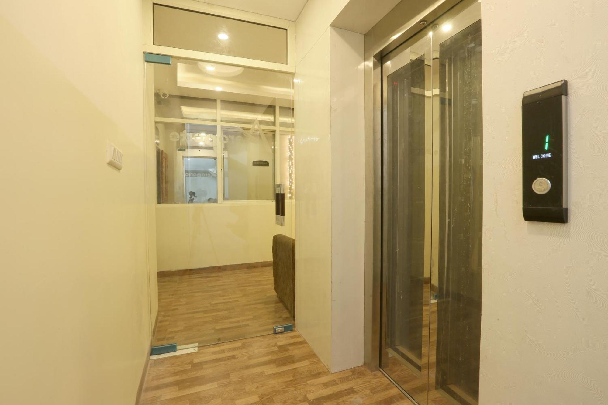 Bed and Breakfast Plazzo Prime Plaza At Delhi Airport à New Delhi Extérieur photo