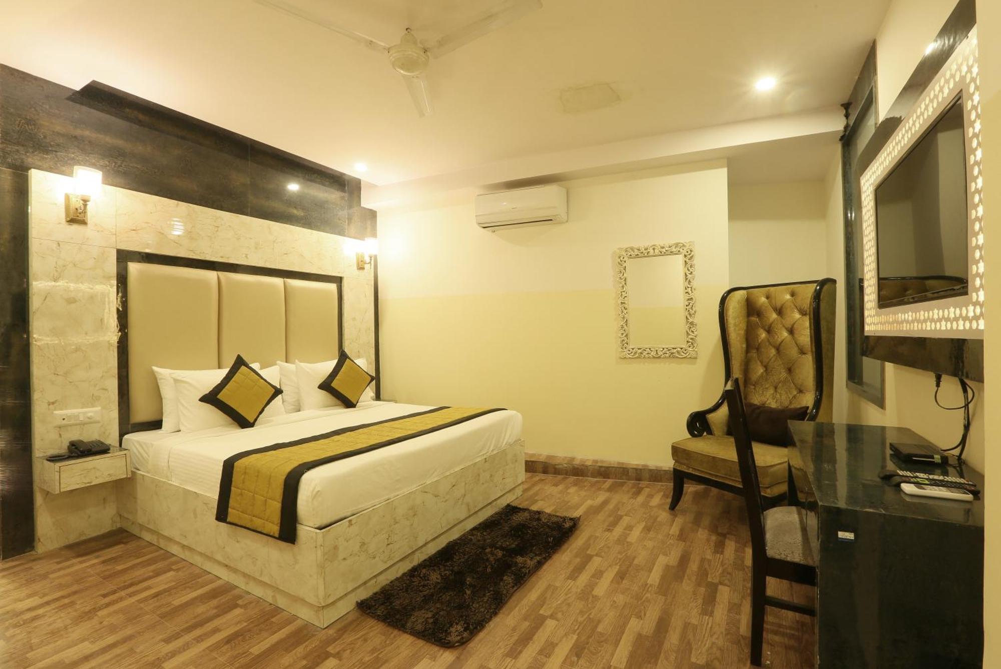 Bed and Breakfast Plazzo Prime Plaza At Delhi Airport à New Delhi Extérieur photo