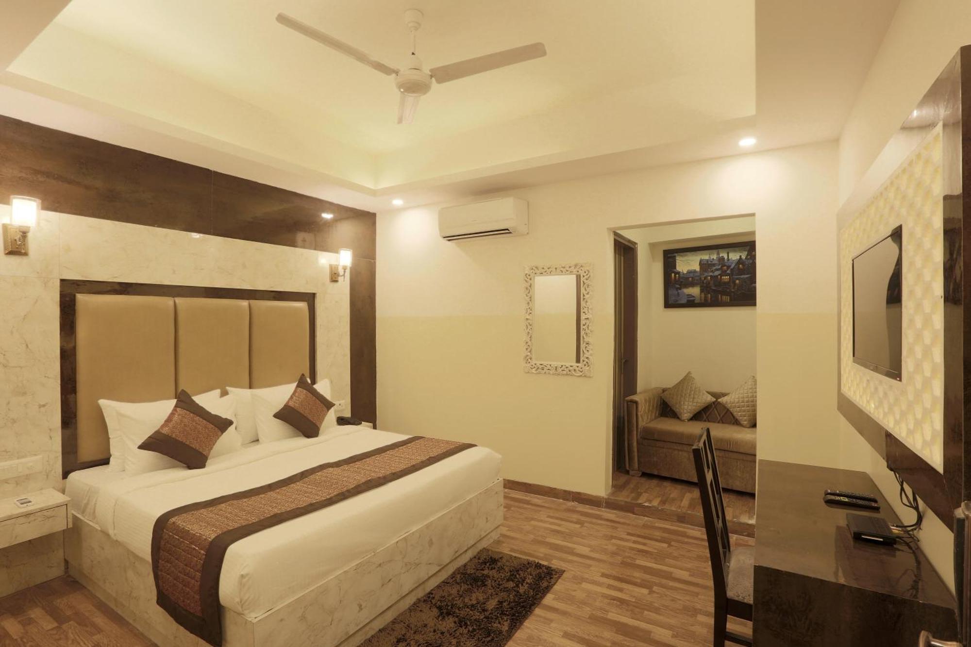 Bed and Breakfast Plazzo Prime Plaza At Delhi Airport à New Delhi Extérieur photo