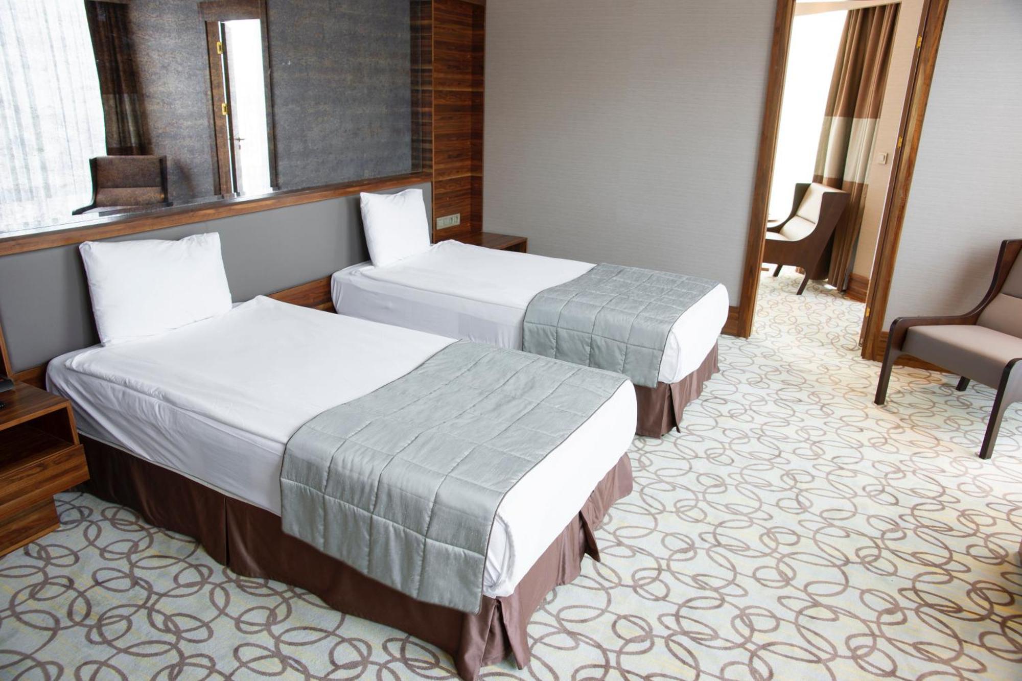 Bed and Breakfast Plazzo Prime Plaza At Delhi Airport à New Delhi Extérieur photo